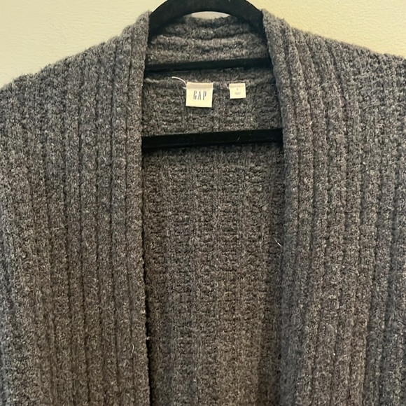 GAP - fleece like cardigan.   Size large - Picture 7 of 9
